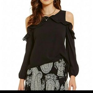 Cold shoulder  Blowse Living doll